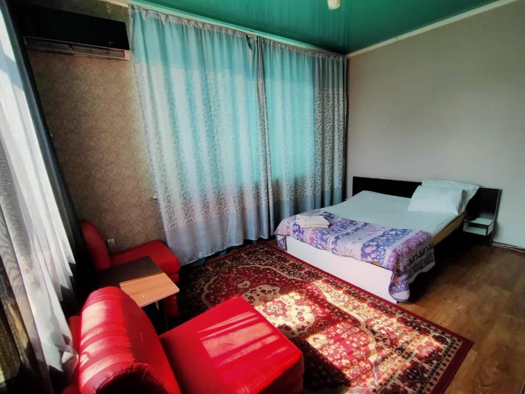 בישקק Sv Hotel מראה חיצוני תמונה